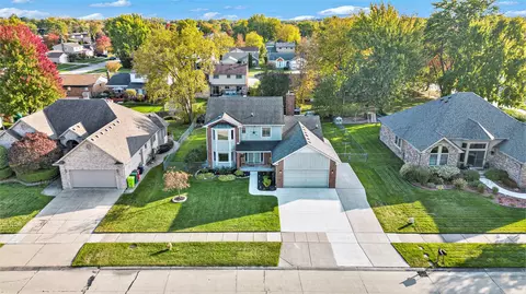 16970 Tower Dr, Macomb, MI 48044