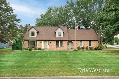3580 Kathryn St, Vicksburg, MI 49097