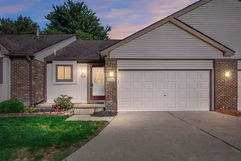20456 Brandonwood Dr, Clinton Twp, MI 48038