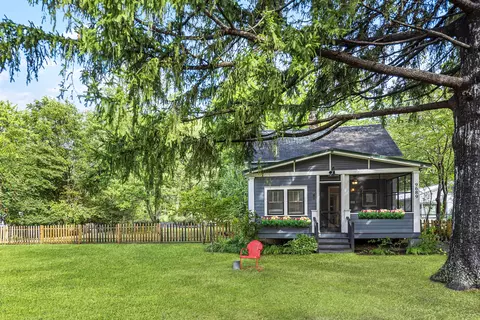 9689 Union Pier Rd, Union Pier, MI 49129