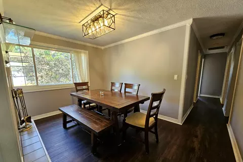 68 Hickory Nut Ln, Springfield, MI 49037 photo 8