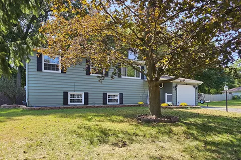 68 Hickory Nut Ln, Springfield, MI 49037 photo 24
