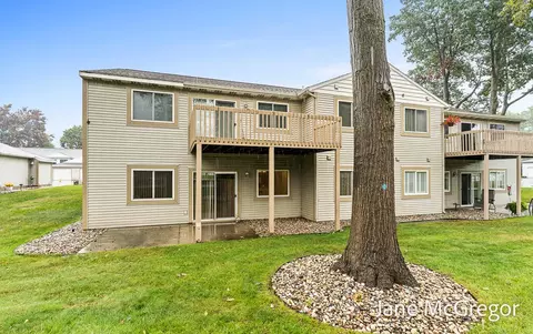 1213 Alison Ct, Muskegon, MI 49441
