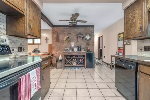 2631 E Camden Rd, Camden, MI 49232 photo 11