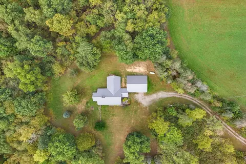 2631 E Camden Rd, Camden, MI 49232 photo 6