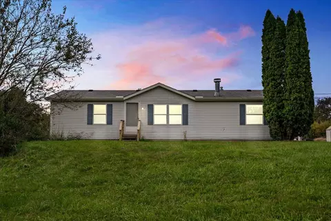 225 W Sheffield Rd, Battle Creek, MI 49017