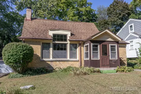 1307 Giddings Ave SE, Grand Rapids, MI 49507