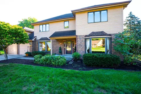 1558 Cardinal Dr, St. Joseph, MI 49085