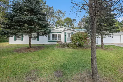 2437 E Monroe St, White Cloud, MI 49349