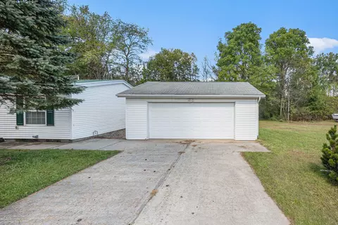 2437 E Monroe St, White Cloud, MI 49349 photo 5