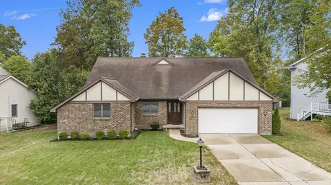 5575 Bentbrook Dr SE, Kentwood, MI 49508