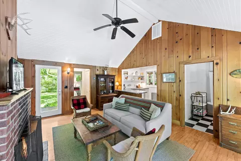 13604 Pine Dr, Harbert, MI 49115 photo 10
