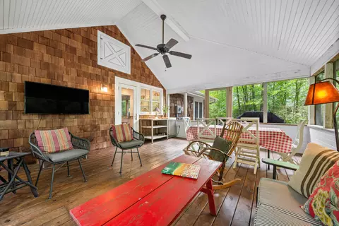 13604 Pine Dr, Harbert, MI 49115 photo 16