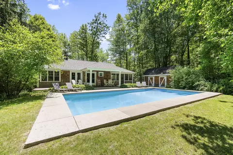 13604 Pine Dr, Harbert, MI 49115 photo 5