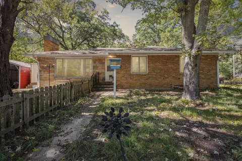 3081 Stratford St, Norton Shores, MI 49444