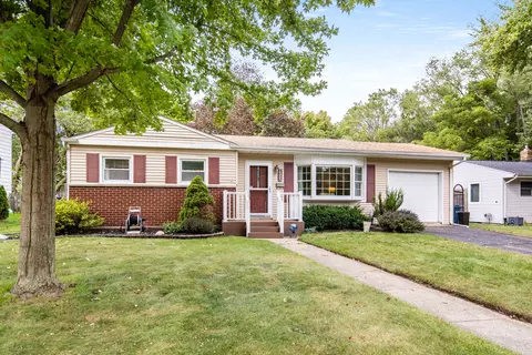 1353 Coolidge Ave, Kalamazoo, MI 49006