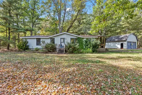 11477 192nd Ave, Big Rapids, MI 49307