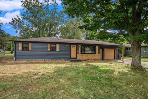 2620 William Ave, Holland, MI 49424