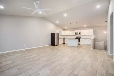 112 St Clair Cir, Brooklyn, MI 49230 photo 5