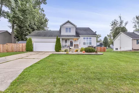 5022 Fieldstone St, Jackson, MI 49201