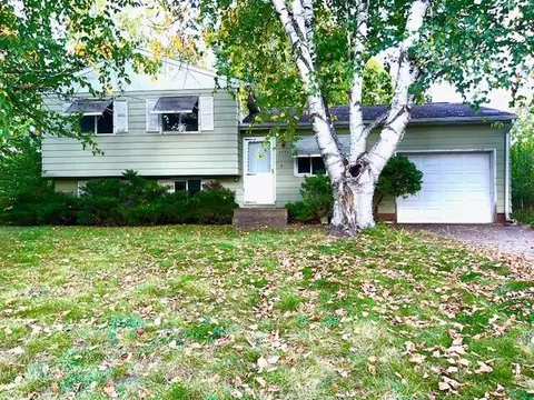 3588 Enos St, Ravenna, MI 49451