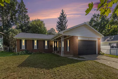 2138 Sibley St NW, Grand Rapids, MI 49504