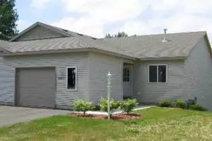 2901 Harmony Ct, Wyoming, MI 49519
