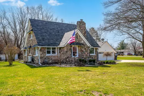 349 Blake Blvd, Galesburg, MI 49053