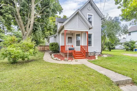 1008 Backus St, Jackson, MI 49202
