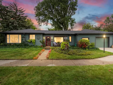 1008 Cleveland Ave, Lincoln Park, MI 48146