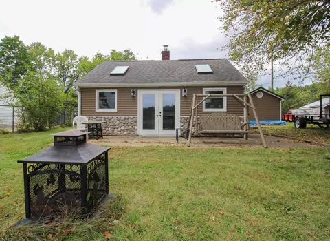 23769 River Run Rd, Mendon, MI 49072