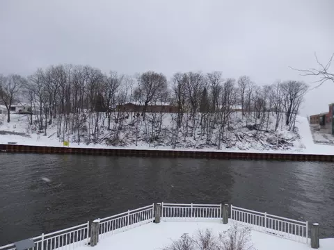Sixth Ave, Manistee, MI 49660 photo 5