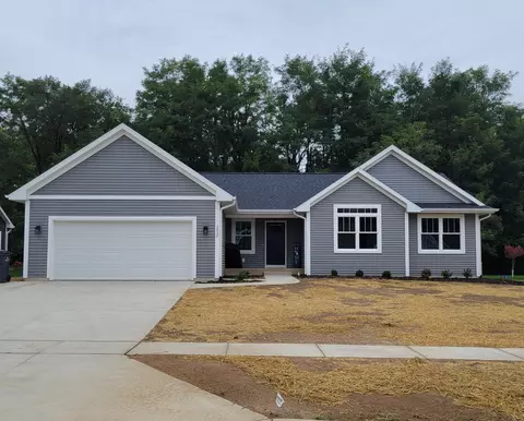 2430 Oakland Farms Trl, Portage, MI 49024
