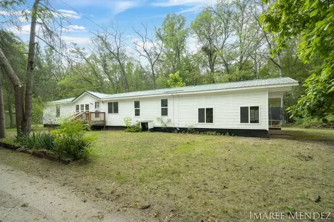 7367 E Apple Ave, Muskegon, MI 49442