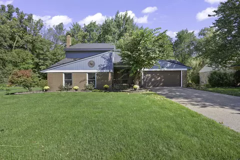 37788 Hollyhead Dr, Farmington Hills, MI 48331
