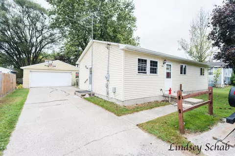 363 Spring St NE, Cedar Springs, MI 49319