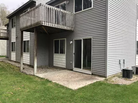 1295 Whitehall Rd #26, Muskegon, MI 49445