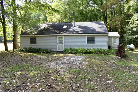 13357 Tuttlehill Rd, Milan, MI 48160