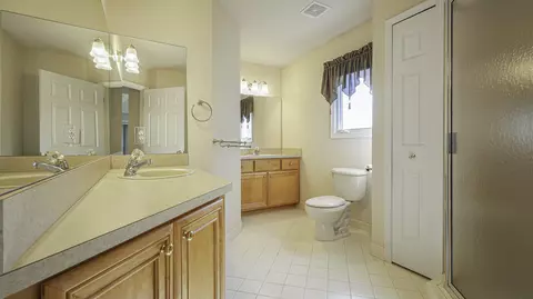 21629 Carleton Place Dr, Macomb, MI 48044 photo 16