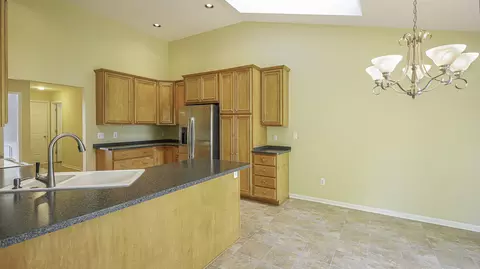21629 Carleton Place Dr, Macomb, MI 48044 photo 9