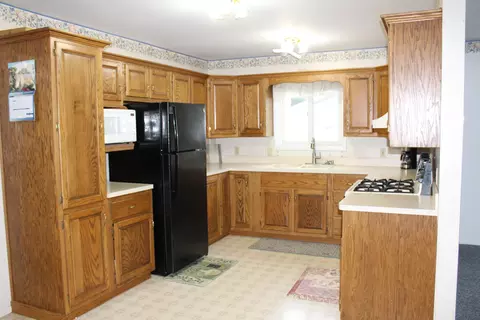53 Central Park Dr, Coldwater, MI 49036 photo 7