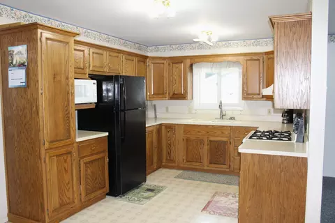 53 Central Park Dr, Coldwater, MI 49036 photo 6