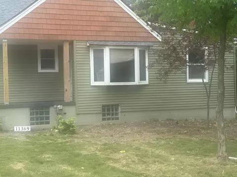 11369 Gold Arbor Rd, Plymouth, MI 48170