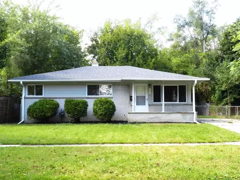 1098 Buick Ave, Ypsilanti, MI 48198