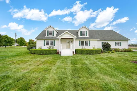 7501 Lamb Rd, Manchester, MI 48158