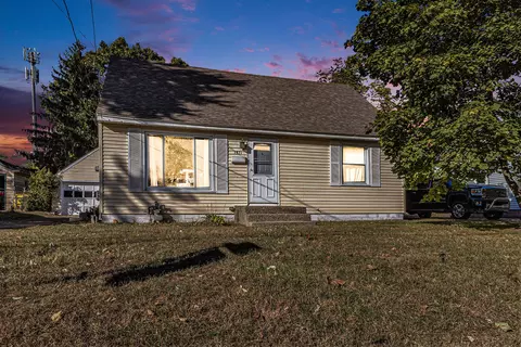 1511 37th St SW, Wyoming, MI 49509