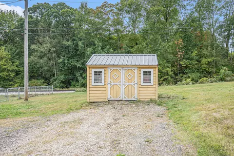 965 N Newaygo Rd, Bailey, MI 49303 photo 17