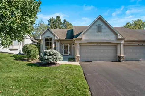 4368 Willow Lane Dr NE, Grand Rapids, MI 49525