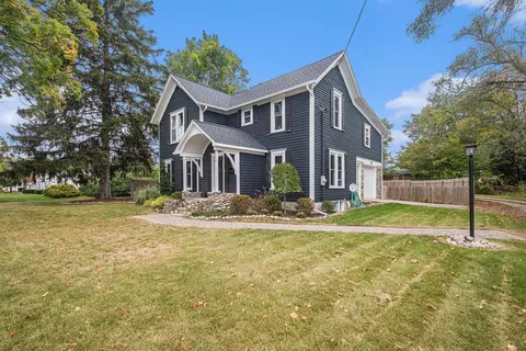 518 S Stewart Ave, Fremont, MI 49412