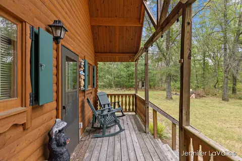 3661 E Gustafson Trl, White Cloud, MI 49349 photo 6